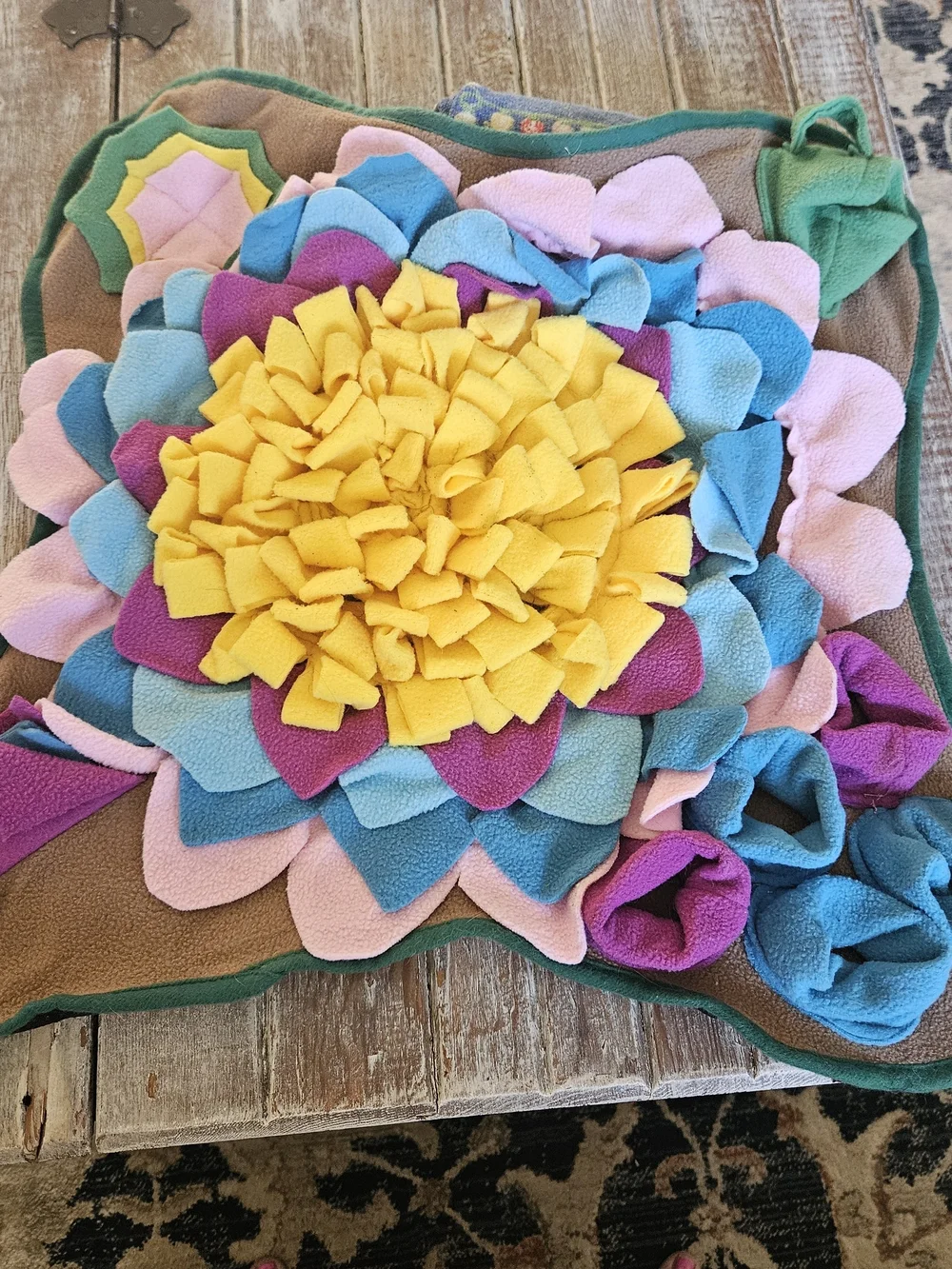 Plush Dog With Heartbeat For puppy and Fabric Food Activity Mat